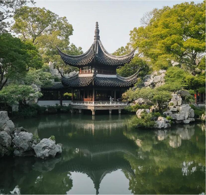 怒江夏日餐饮有限公司